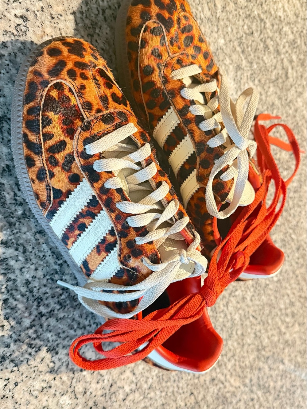 Adidas Samba OG in leopard pony hair size 9 - Picture 3 of 4